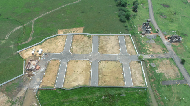 Sameera Iris, Kundrathur