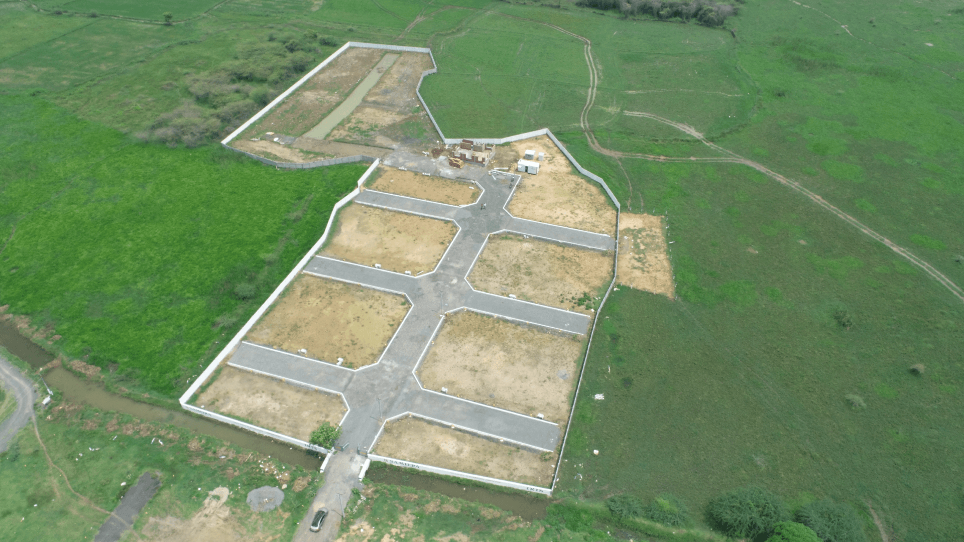 Sameera Iris, Kundrathur