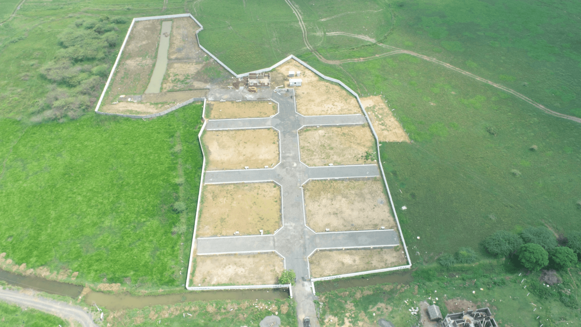 Sameera Iris, Kundrathur